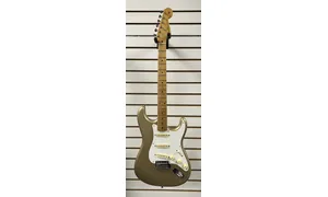 CLASSIC PLAYER '50S STRATOCASTER