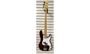 STANDARD P BASS